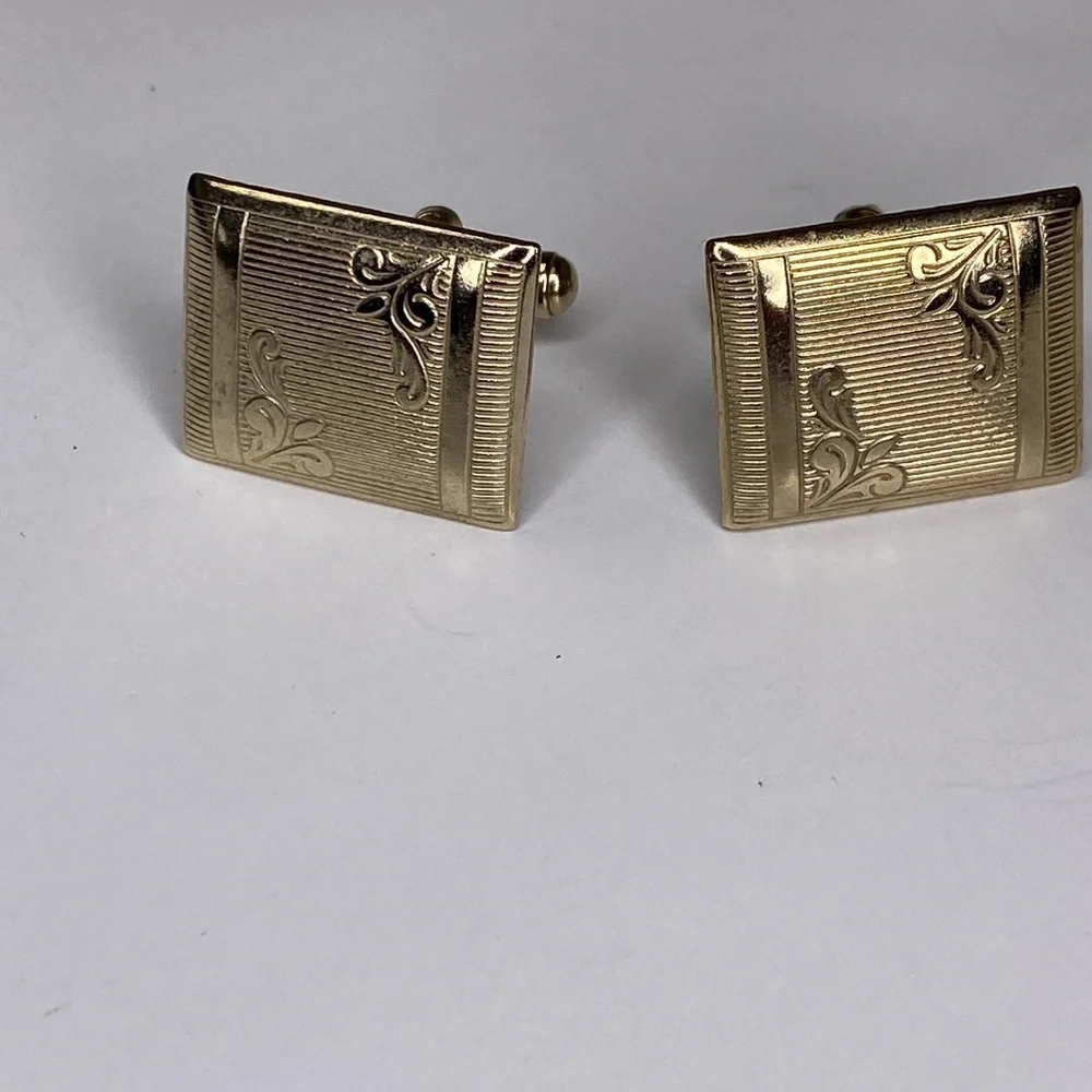 Vintage Gold-Tone Cufflinks With Engraved Floral Design Mens Accessories